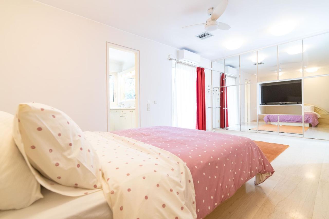 Sunlight House - Palatial Fully Equipped Apartment Near The Sea Atina Dış mekan fotoğraf