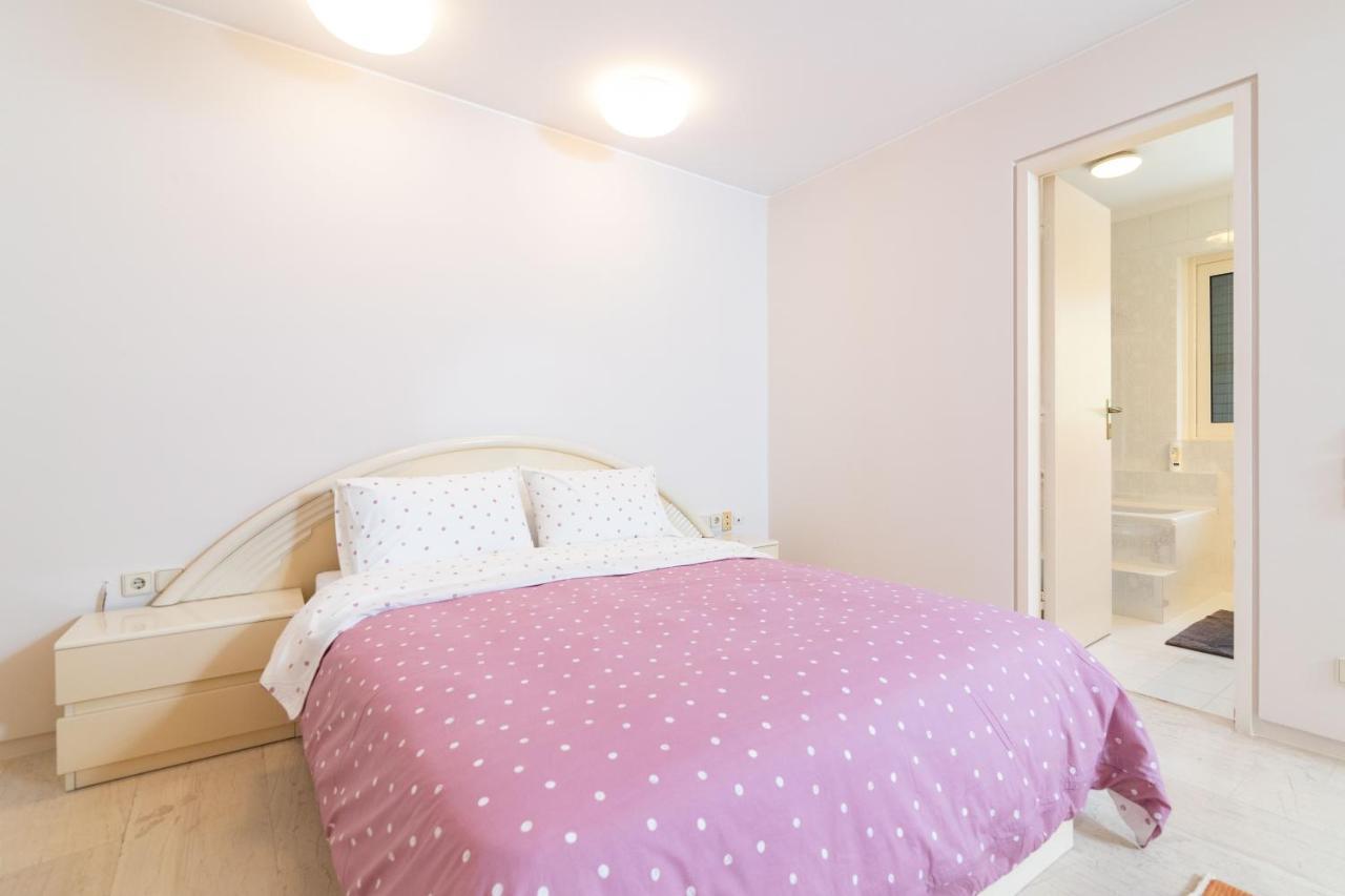 Sunlight House - Palatial Fully Equipped Apartment Near The Sea Atina Dış mekan fotoğraf
